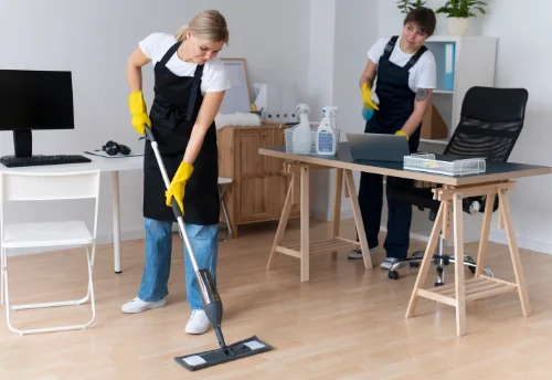Nettoyage de bureau professionnel à Plou